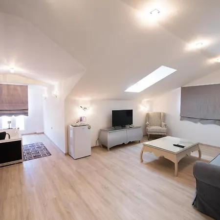 Apartman Pirofani